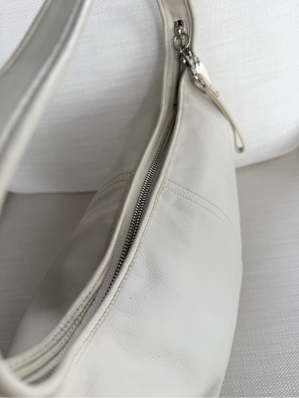 COACH + COA Vintage Ergo 9221 Ivory Glove Tanned Leather Hobo Shoulder Bag Y2K - Picture 3 of 10
